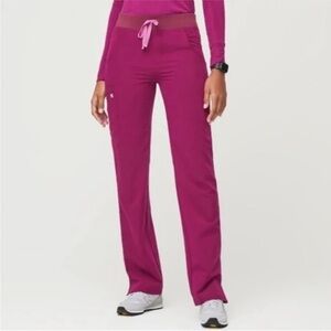 Figs Women’s Livingston pants in limited edition Dark Magenta XXL